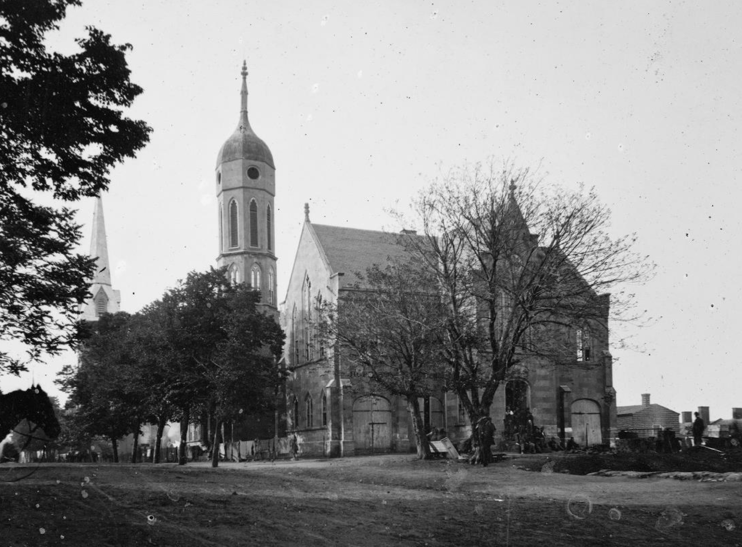 Photo of the Renwick Courthouse circa 1865